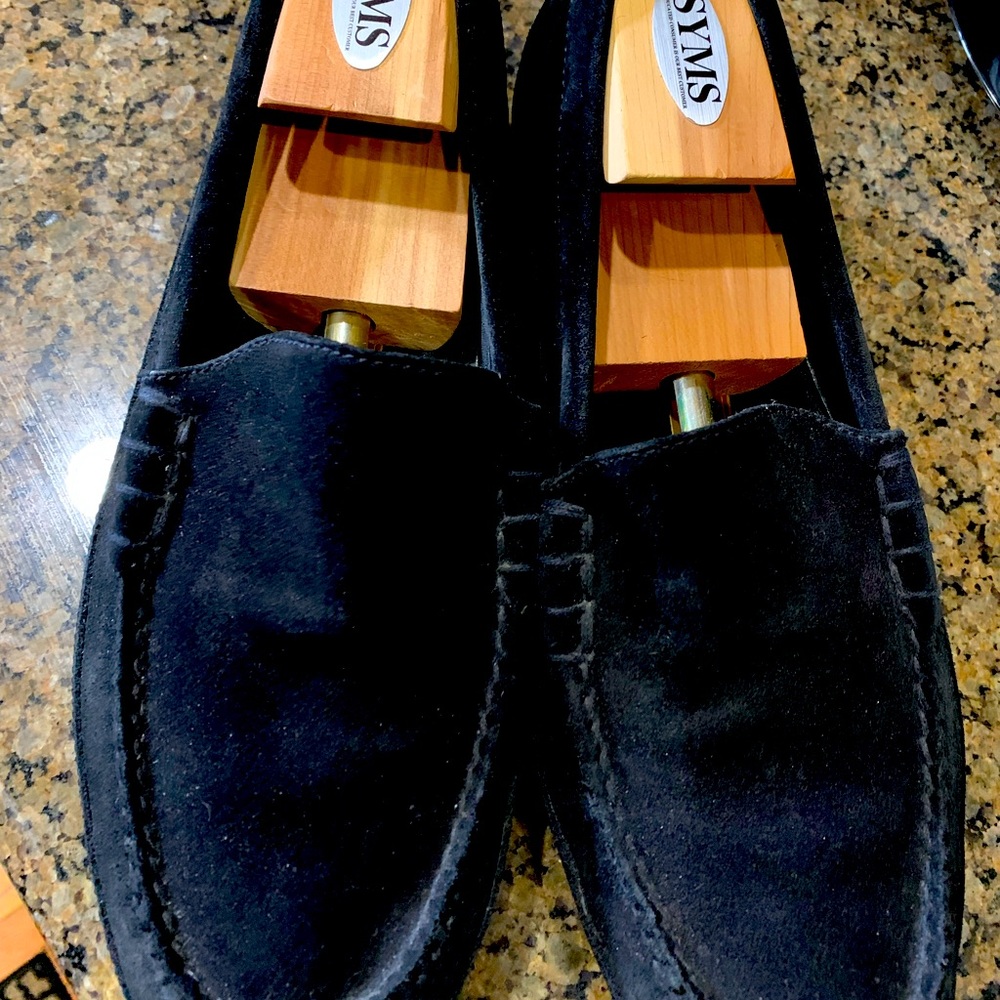 Black driving shoe by Cole Haan